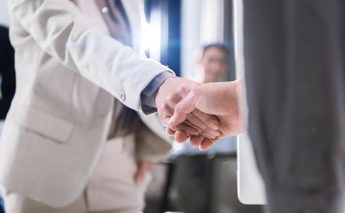 作為一個優秀的獵頭公司應如何服務客戶？